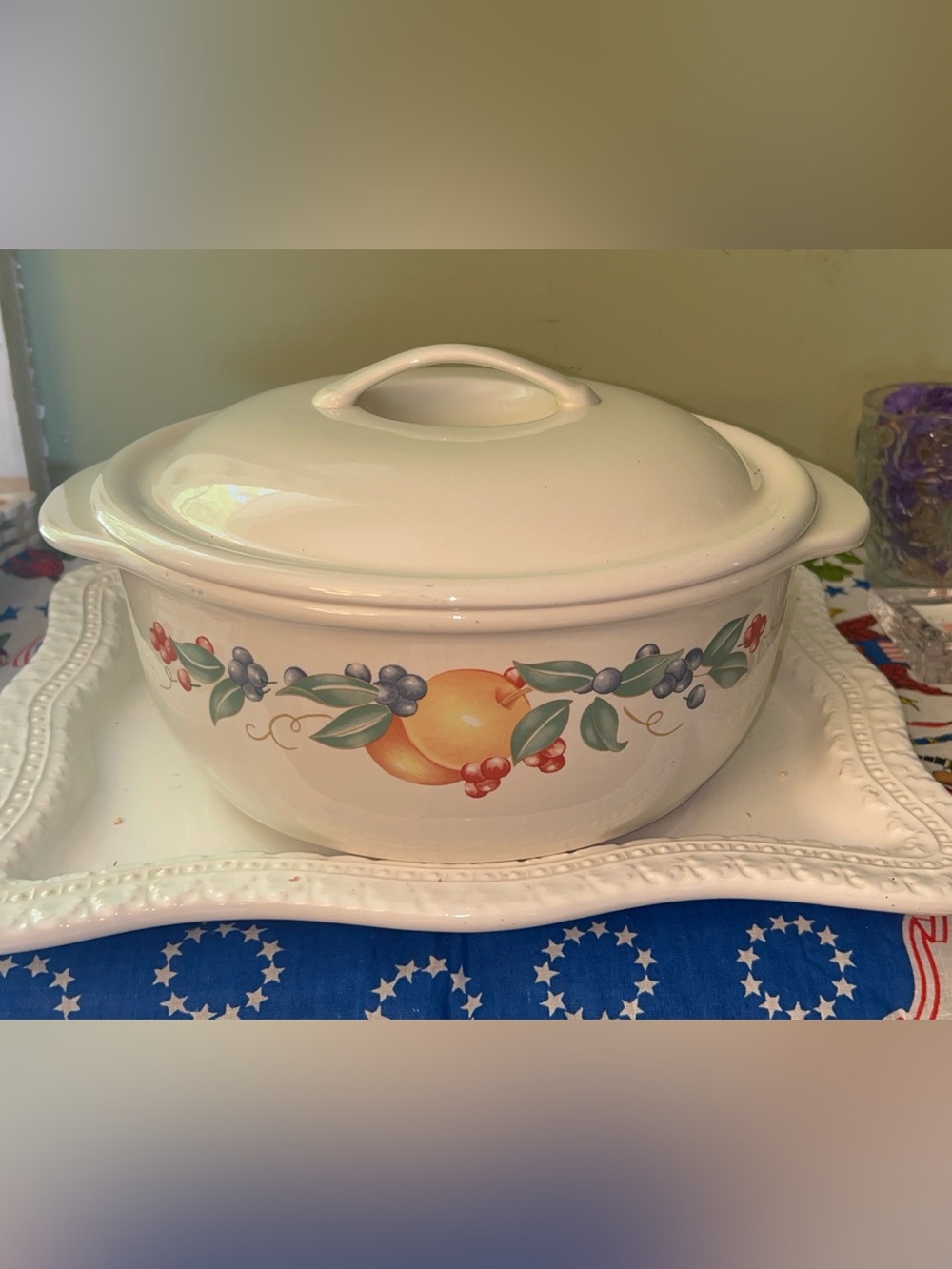 Corelle Coordinates Abundance Pattern Stoneware 2.5 quart Casserole Dish w/ Lid
